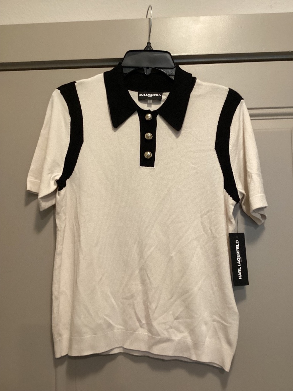 KARL LAGERFELD PARIS Women's Short-Sleeve Contrast Collar Sweater, size S
